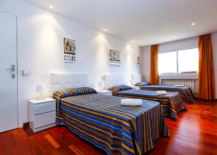 Magnifica Planet Costa Dorada فيلة كامبريلس