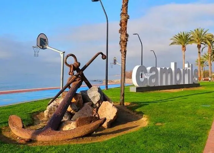 Magnifica Planet Costa Dorada فيلة كامبريلس