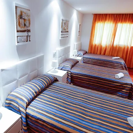 Magnifica Only Families Planet Costa Dorada Villa *