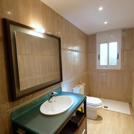 Magnifica Only Families Planet Costa Dorada Villa *