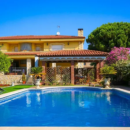 Magnifica Only Families Planet Costa Dorada Villa Cambrils